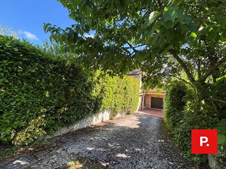 Immagine 37 di Villa in vendita  in Via Scese Lunghe a Capodrise