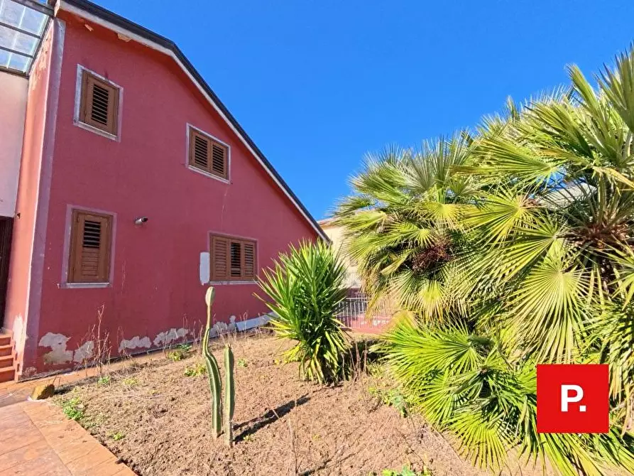 Immagine 35 di Villa in vendita  in via dario russo a Caserta