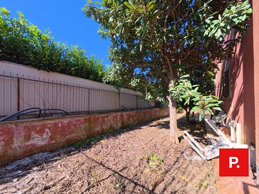Immagine 45 di Villa in vendita  in via dario russo a Caserta