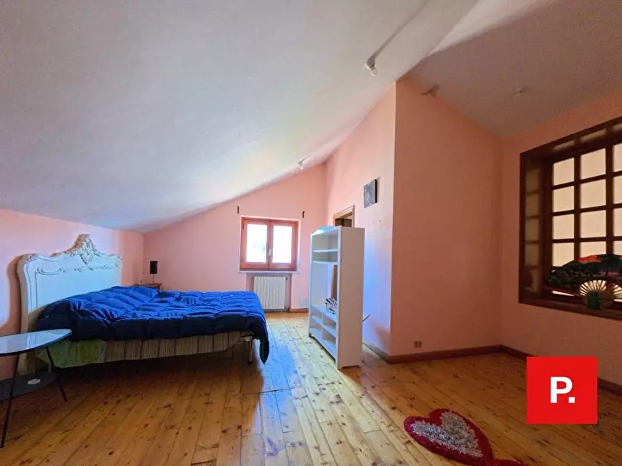 Immagine 29 di Villa in vendita  in via dario russo a Caserta