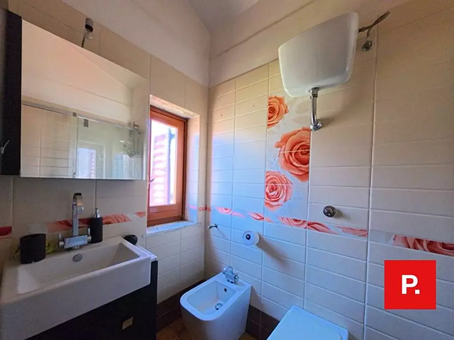 Immagine 33 di Villa in vendita  in via dario russo a Caserta
