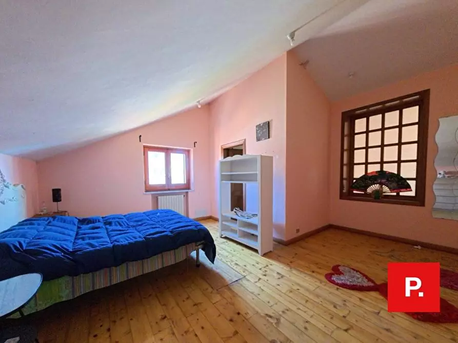 Immagine 30 di Villa in vendita  in via dario russo a Caserta