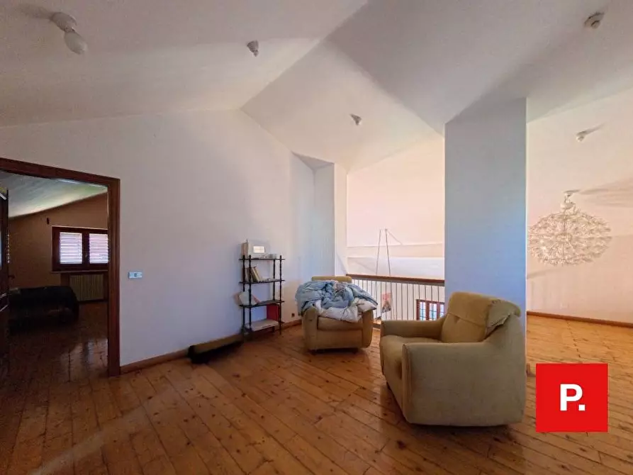 Immagine 24 di Villa in vendita  in via dario russo a Caserta