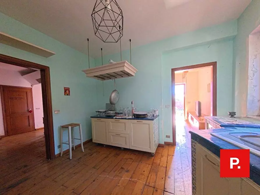Immagine 14 di Villa in vendita  in via dario russo a Caserta
