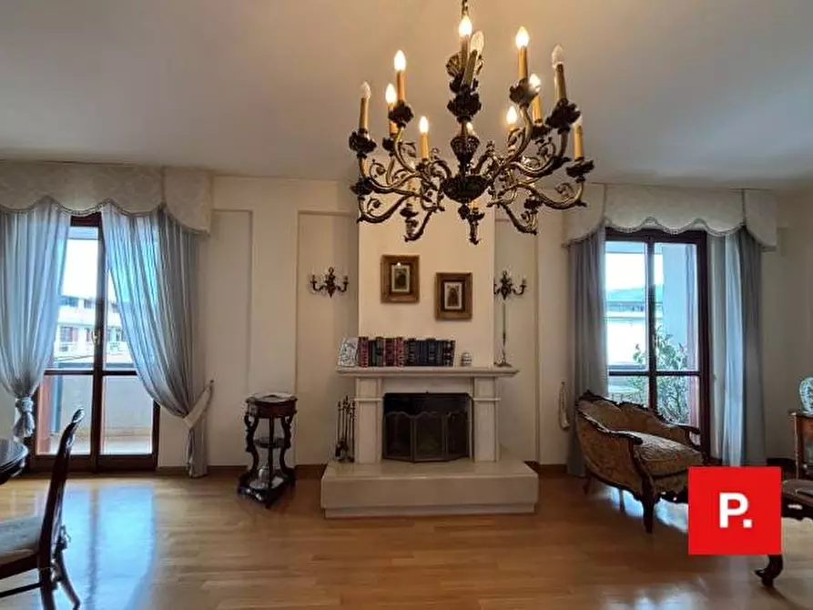 Immagine 5 di Appartamento in vendita  in via Salvo D'Acquisto 170 a Caserta