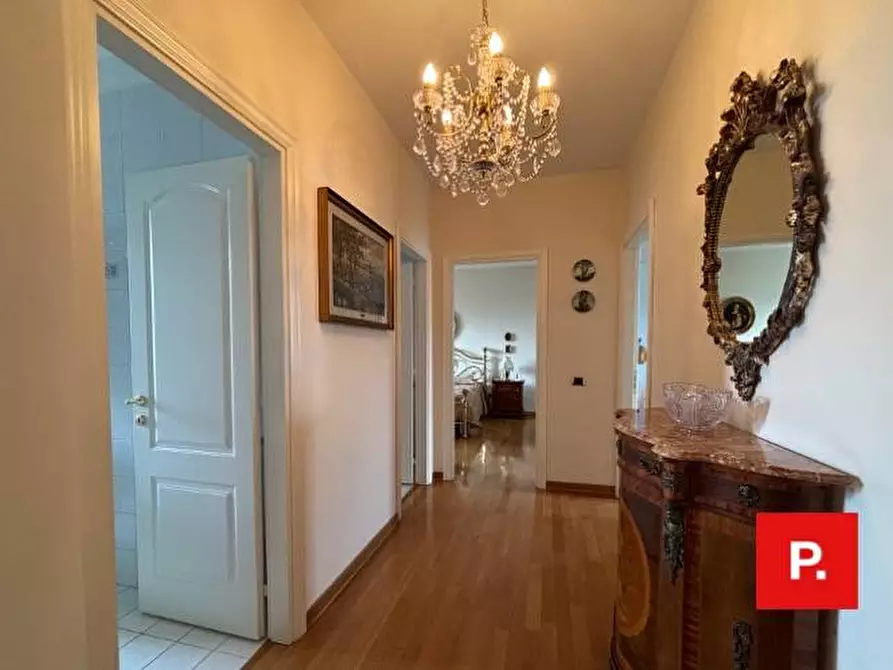 Immagine 10 di Appartamento in vendita  in via Salvo D'Acquisto 170 a Caserta