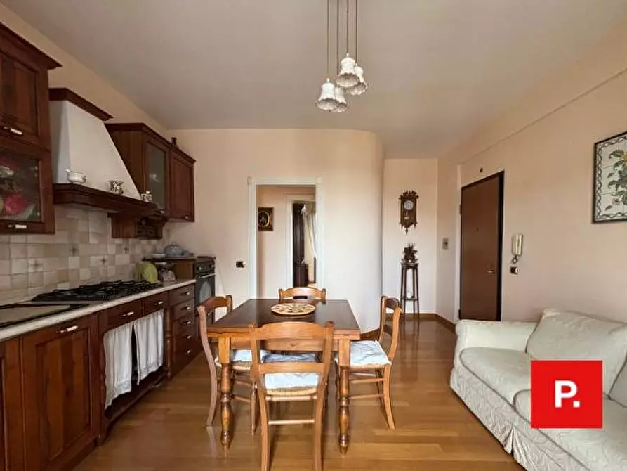 Immagine 9 di Appartamento in vendita  in via Salvo D'Acquisto 170 a Caserta