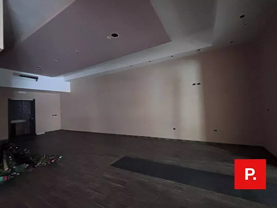 Immagine 6 di Locale commerciale in affitto  in via giuseppe maria bosco a Caserta