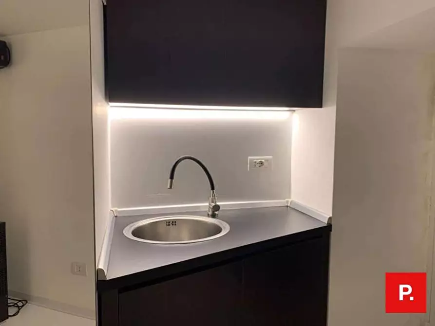 Immagine 12 di Appartamento in vendita  in via Mazzini a Caserta