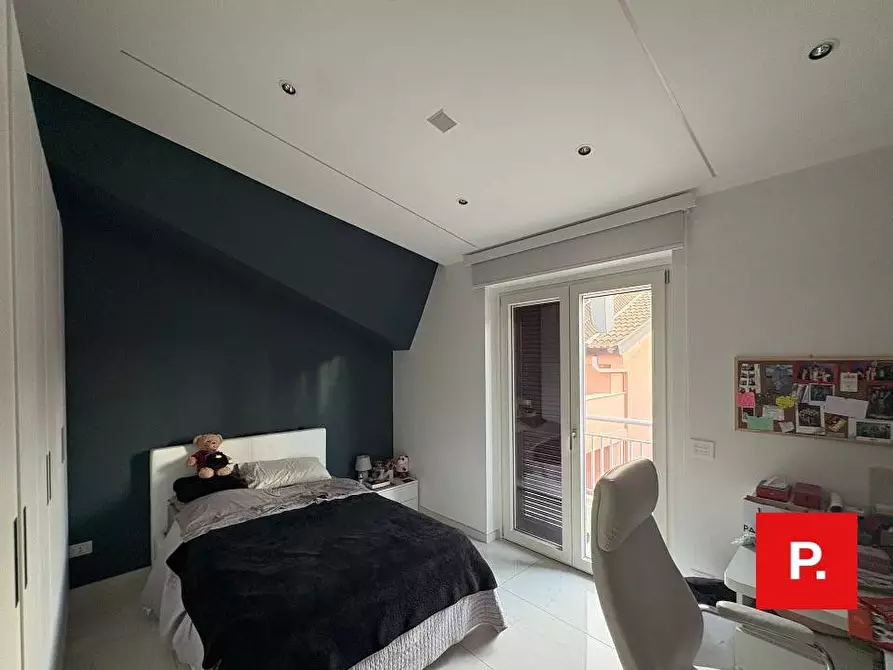 Immagine 44 di Villetta a schiera in vendita  in via Camusso 6 a Caserta