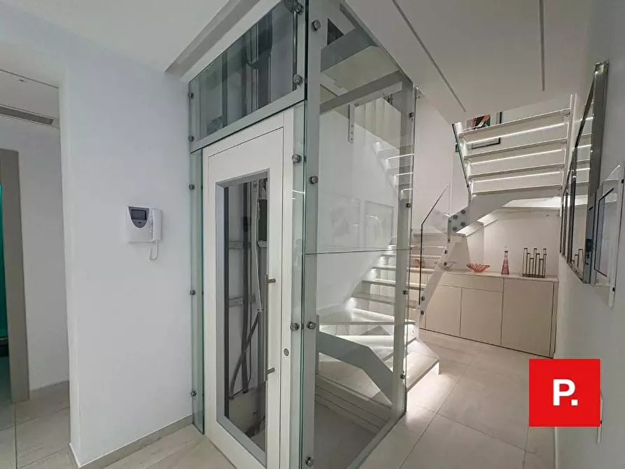 Immagine 36 di Villetta a schiera in vendita  in via Camusso 6 a Caserta