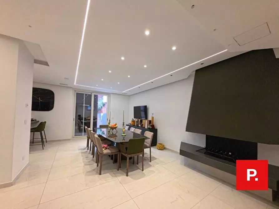 Immagine 16 di Villetta a schiera in vendita  in via Camusso 6 a Caserta