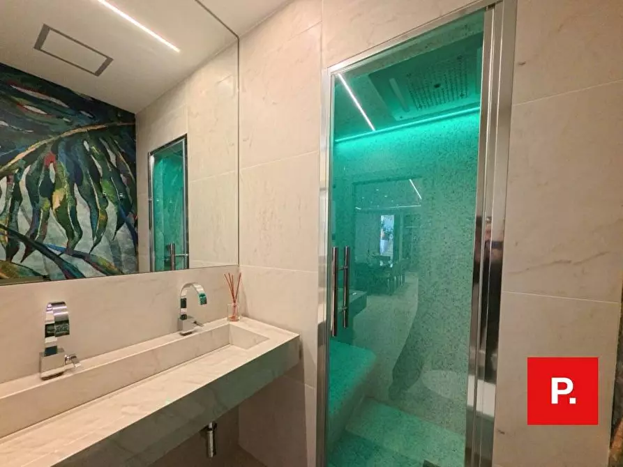 Immagine 27 di Villetta a schiera in vendita  in via Camusso 6 a Caserta