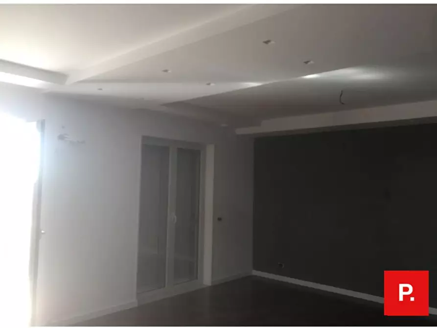 Immagine 7 di Appartamento in vendita  a Caserta