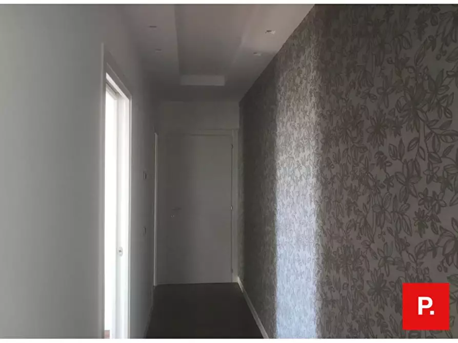 Immagine 9 di Appartamento in vendita  a Caserta