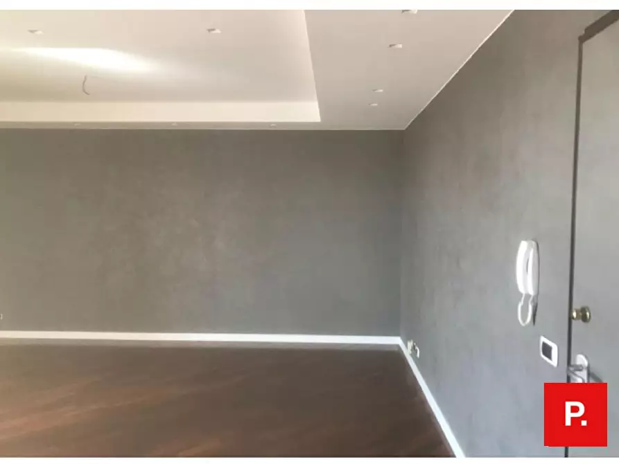 Immagine 10 di Appartamento in vendita  a Caserta