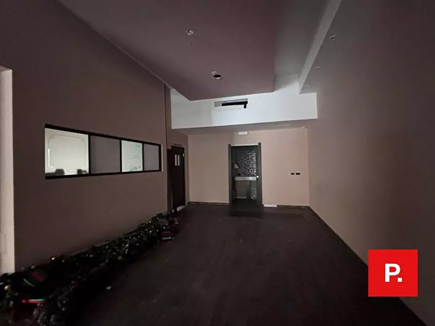 Immagine 9 di Locale commerciale in affitto  in via giuseppe maria bosco a Caserta