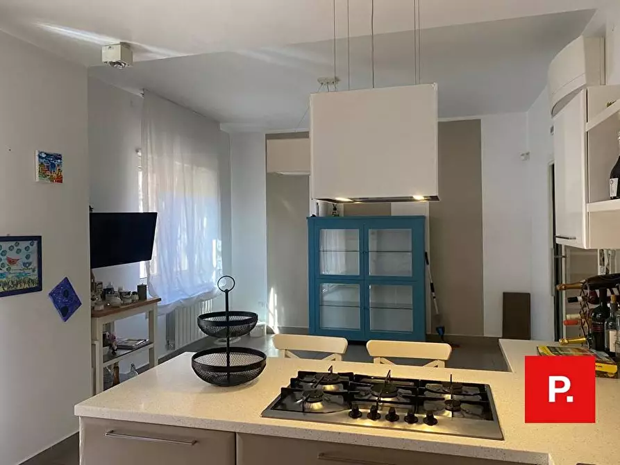 Immagine 7 di Appartamento in vendita  in via Tescione a Caserta