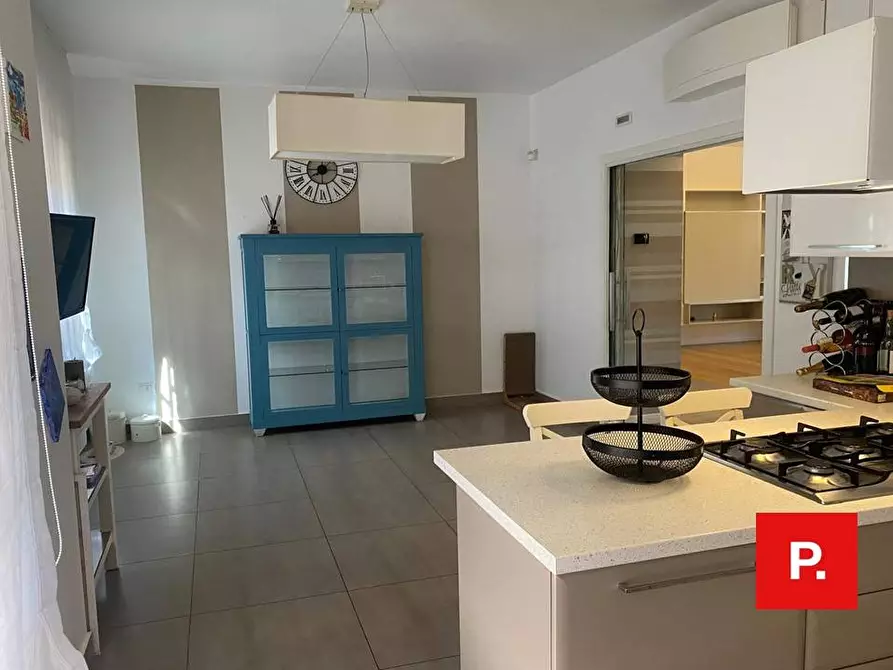 Immagine 18 di Appartamento in vendita  in via Tescione a Caserta