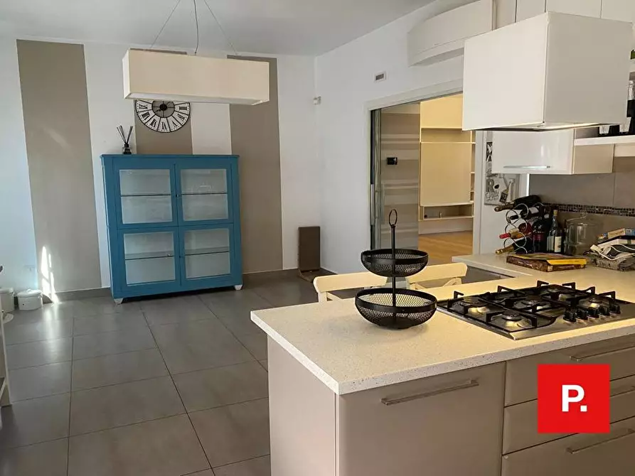 Immagine 19 di Appartamento in vendita  in via Tescione a Caserta