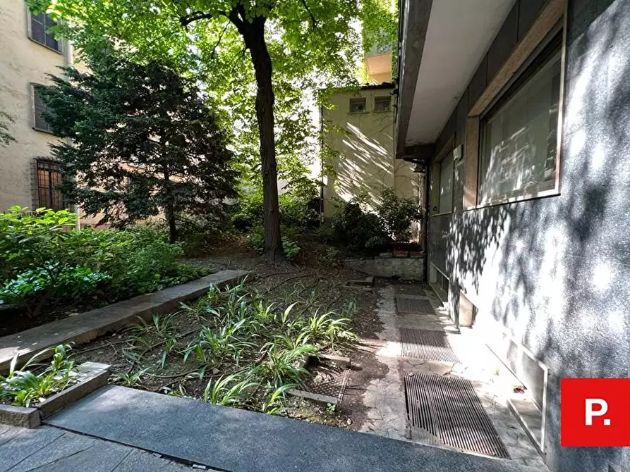 Immagine 23 di Ufficio in vendita  in via Torino a Milano