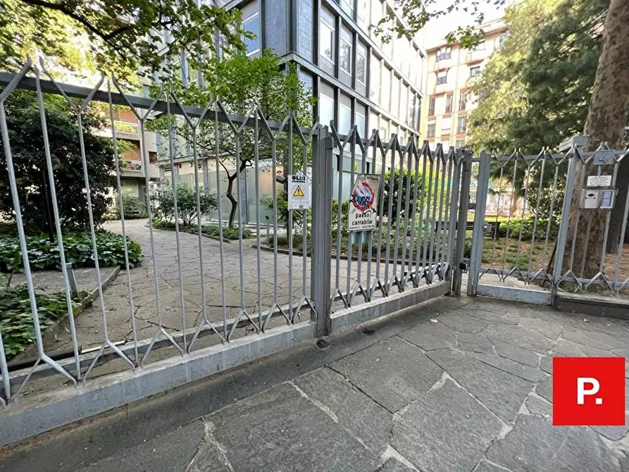 Immagine 17 di Ufficio in vendita  in via Torino a Milano