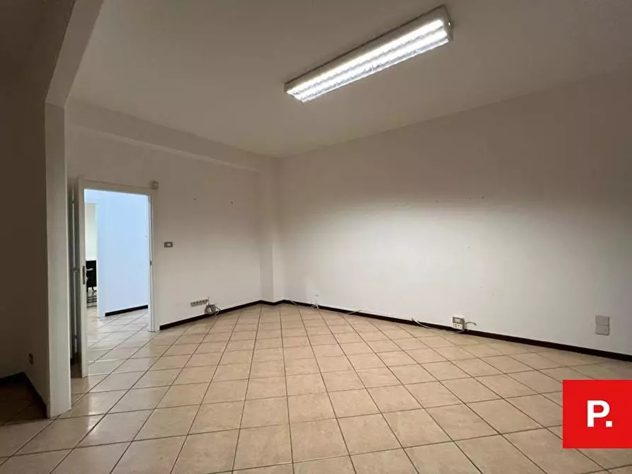 Immagine 5 di Ufficio in vendita  in via Torino a Milano