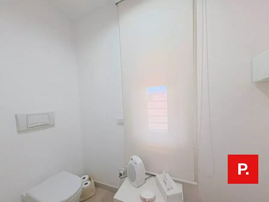 Immagine 9 di Appartamento in vendita  a Caserta