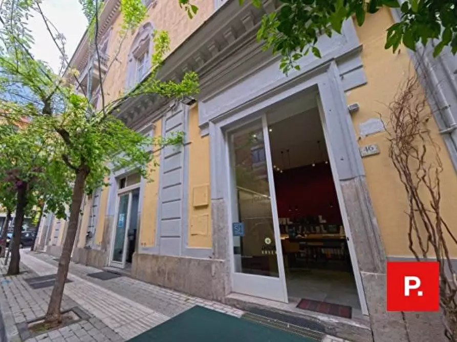 Immagine 1 di Locale commerciale in vendita  in via turati a Caserta