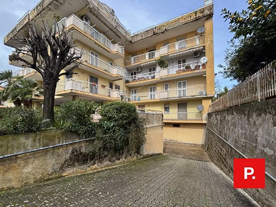 Immagine 74 di Appartamento in vendita  in VIA SAN DONATO a Caserta