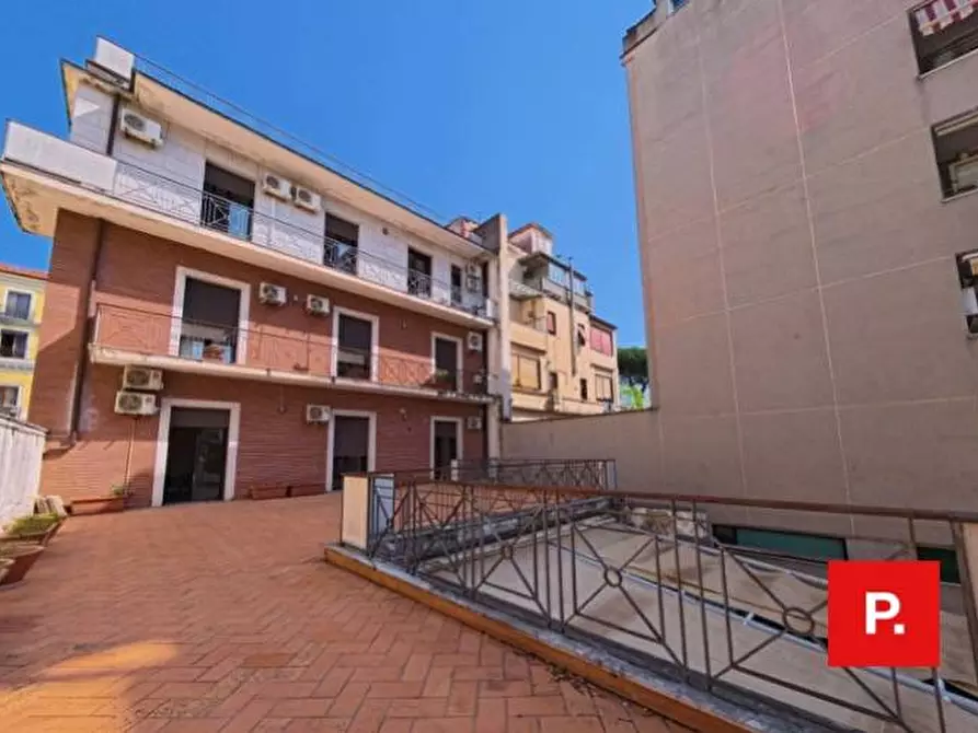 Immagine 2 di Appartamento in affitto  in corso Trieste 156 a Caserta