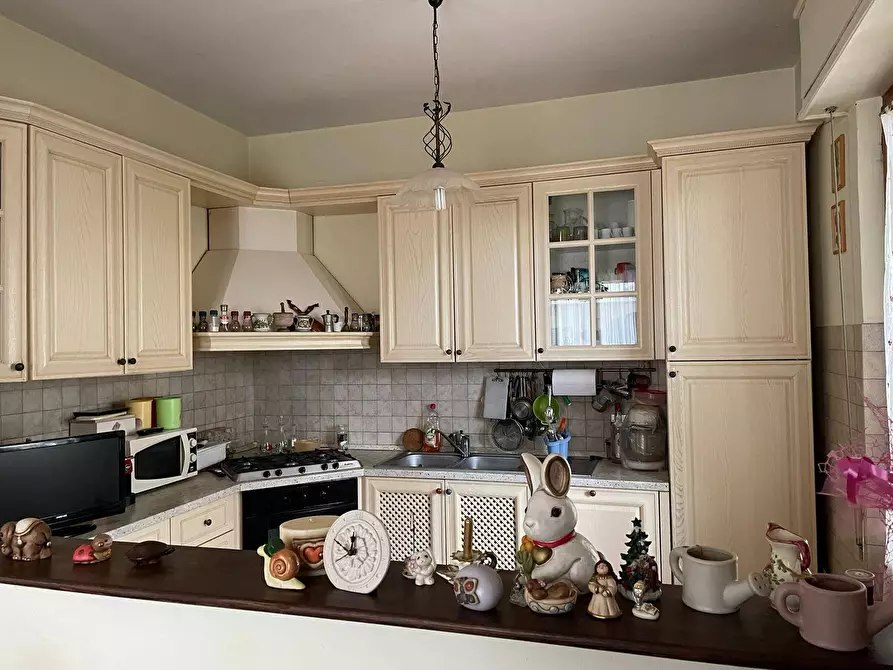 Immagine 13 di Appartamento in vendita  a Ascoli Piceno