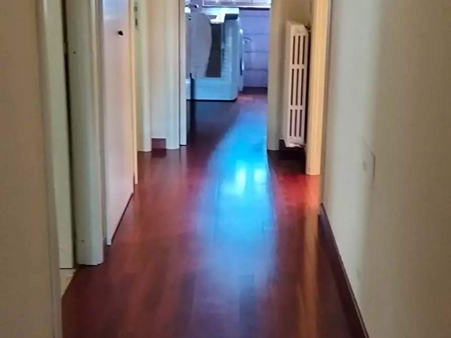 Immagine 12 di Appartamento in vendita  a Ascoli Piceno