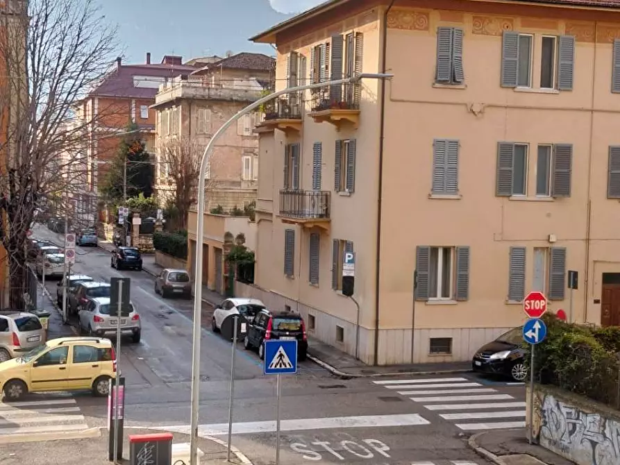 Immagine 24 di Appartamento in vendita  a Ascoli Piceno