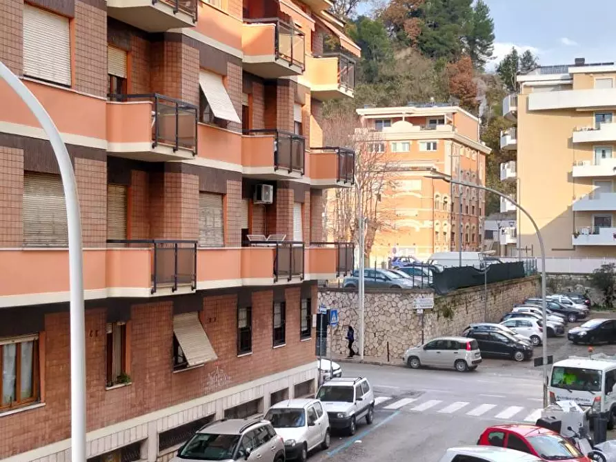 Immagine 25 di Appartamento in vendita  a Ascoli Piceno