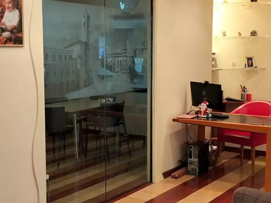 Immagine 5 di Appartamento in vendita  a Ascoli Piceno