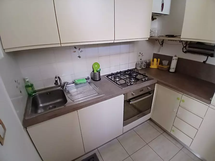 Immagine 3 di Appartamento in vendita  a Ascoli Piceno