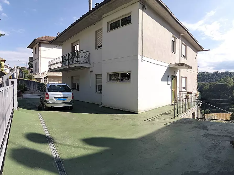 Immagine 17 di Casa indipendente in vendita  8 a Ascoli Piceno