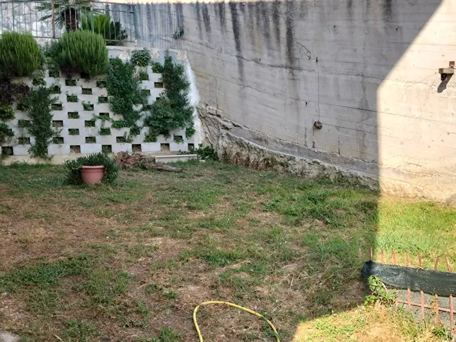 Immagine 11 di Casa indipendente in vendita  8 a Ascoli Piceno