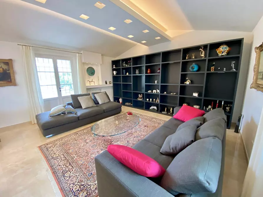 Immagine 14 di Villa in vendita  in Gallino a Camaiore