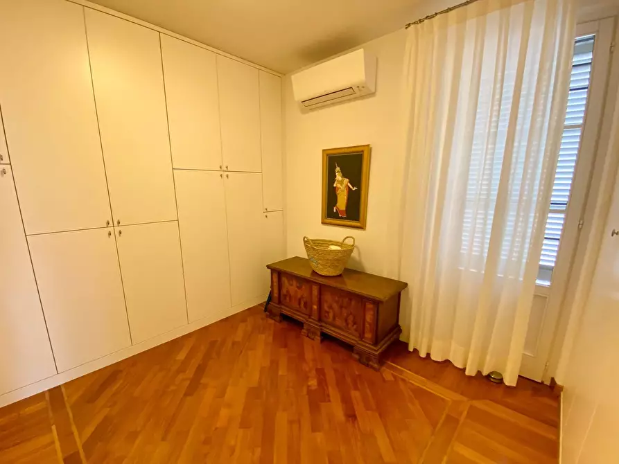 Immagine 27 di Villa in vendita  in Gallino a Camaiore