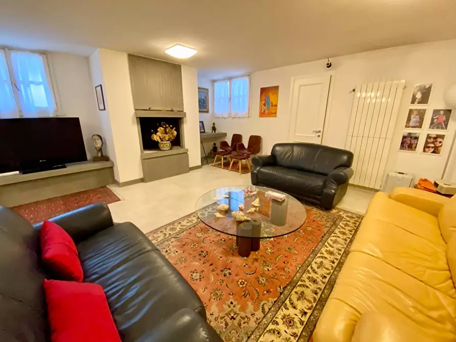 Immagine 30 di Villa in vendita  in Gallino a Camaiore