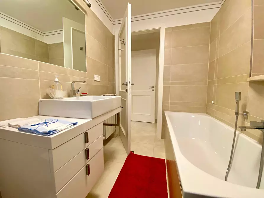 Immagine 36 di Villa in vendita  in Gallino a Camaiore