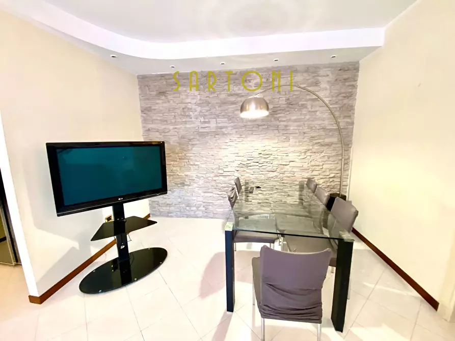 Immagine 10 di Appartamento in vendita  in Via Fratelli Cervi a Viareggio