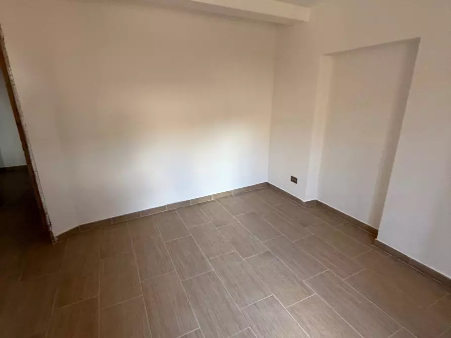 Immagine 4 di Appartamento in vendita  a Pietrasanta