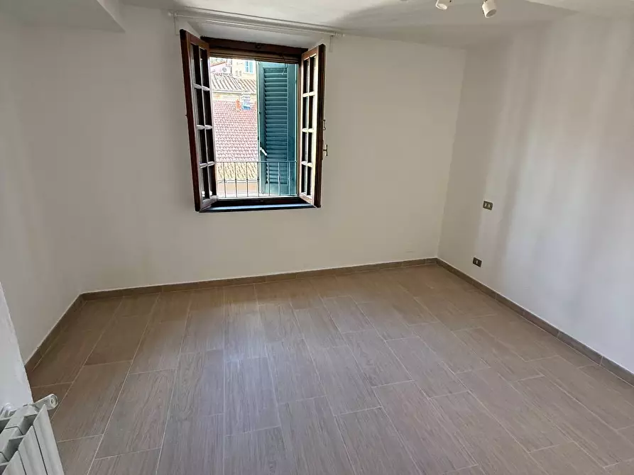 Immagine 8 di Appartamento in vendita  a Pietrasanta