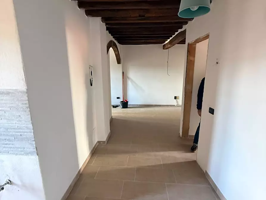 Immagine 10 di Appartamento in vendita  a Pietrasanta
