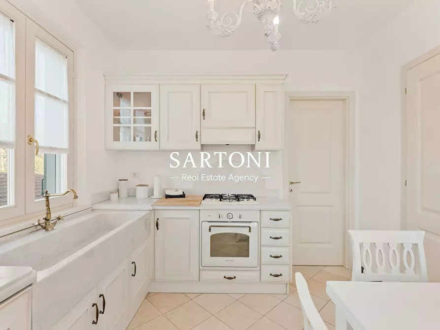 Immagine 7 di Appartamento in affitto  in Viale Ammiraglio  Morin a Forte Dei Marmi