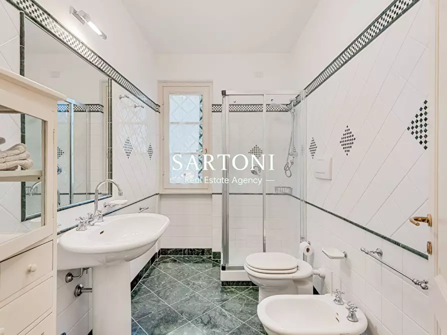 Immagine 8 di Appartamento in affitto  in Viale Ammiraglio  Morin a Forte Dei Marmi