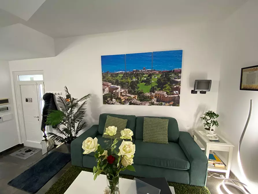 Immagine 13 di Villetta a schiera in vendita  in 1 maggio a Montignoso